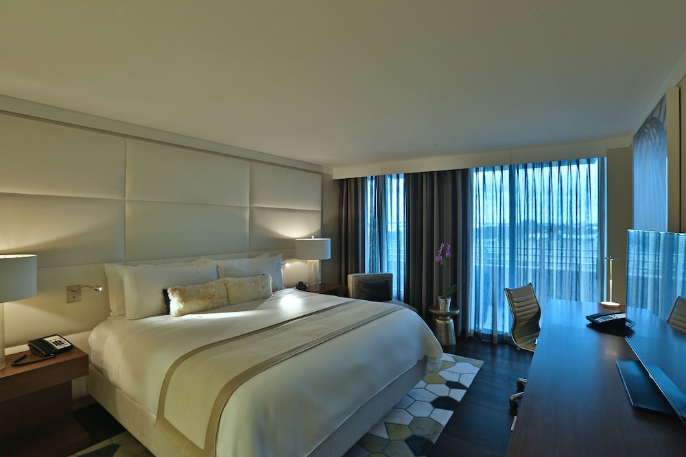 Suite, 1 Bedroom photo 2