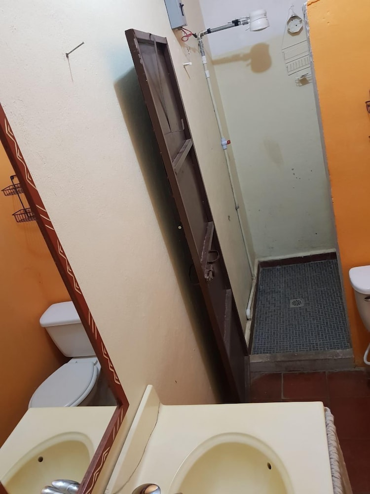 Family Room, Non Smoking (3 Bunk Beds )