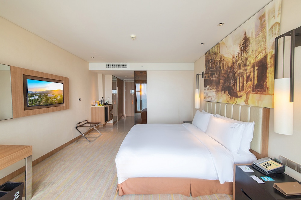Standard Room, 1 King Bed (High Floor)