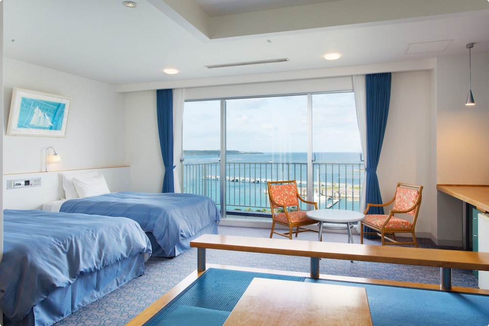 Japanese Western Room, Ocean View