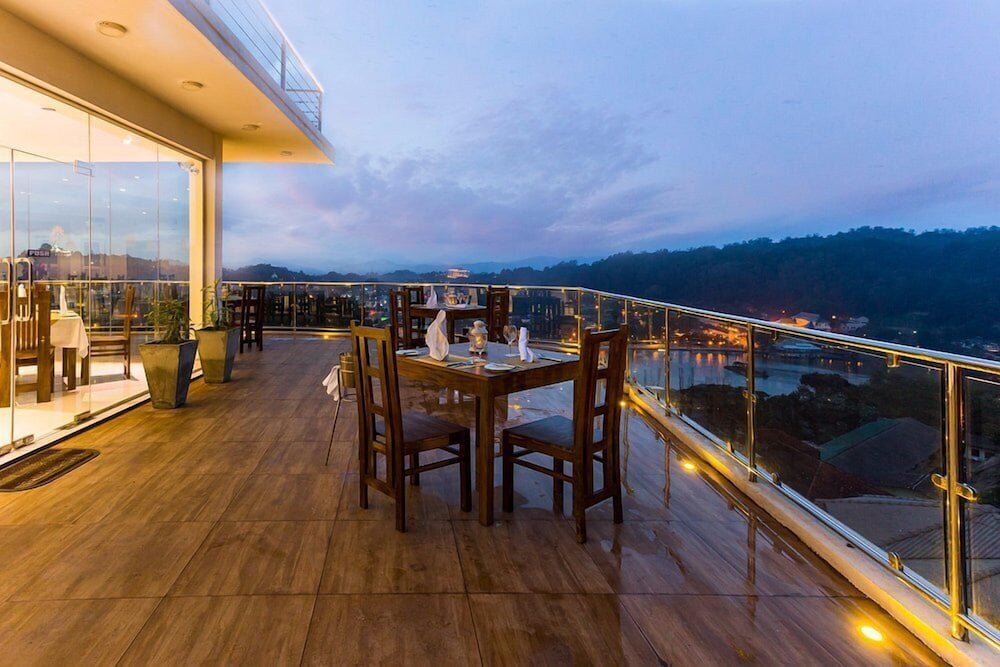 Deluxe Double Room, Balcony, Lake View