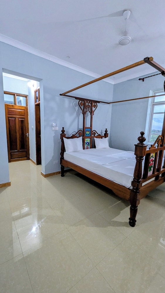 Deluxe Double or Twin Room, Balcony, Garden View