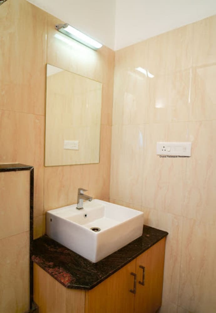 Premium with Balcony - Photo 2