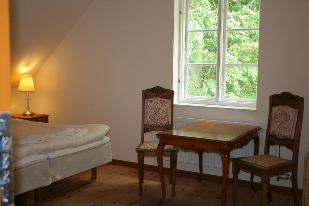 Double Room, Shared Bathroom photo 2