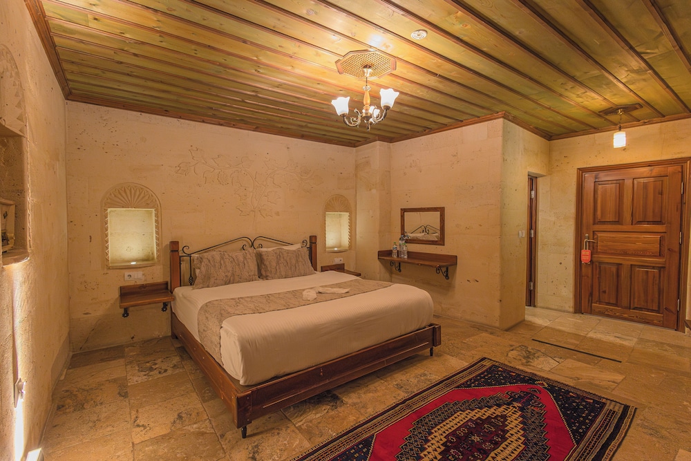 Deluxe Room, 1 Double Bed, Courtyard Area photo 1