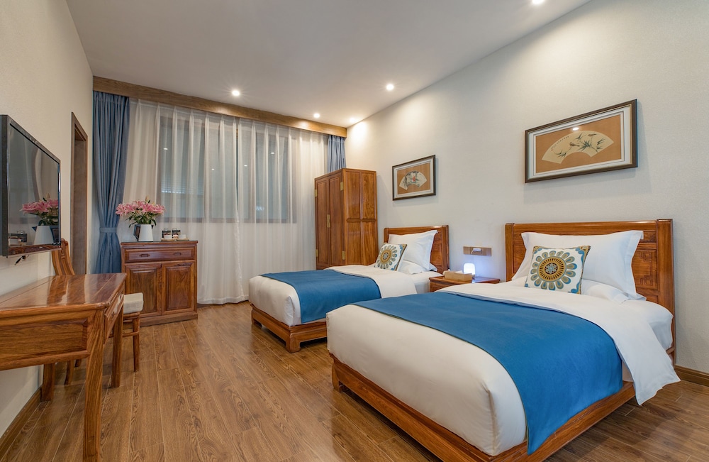Classic Twin Room - Photo 2