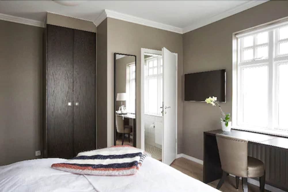Standard Double or Twin Room - Photo 4