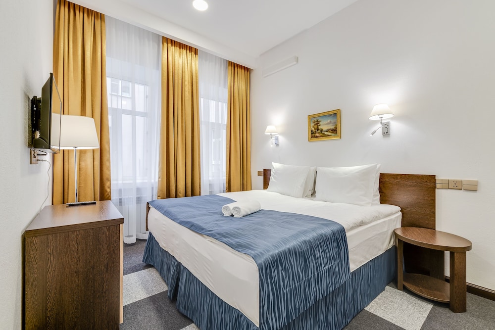 Deluxe Double Room, Courtyard View