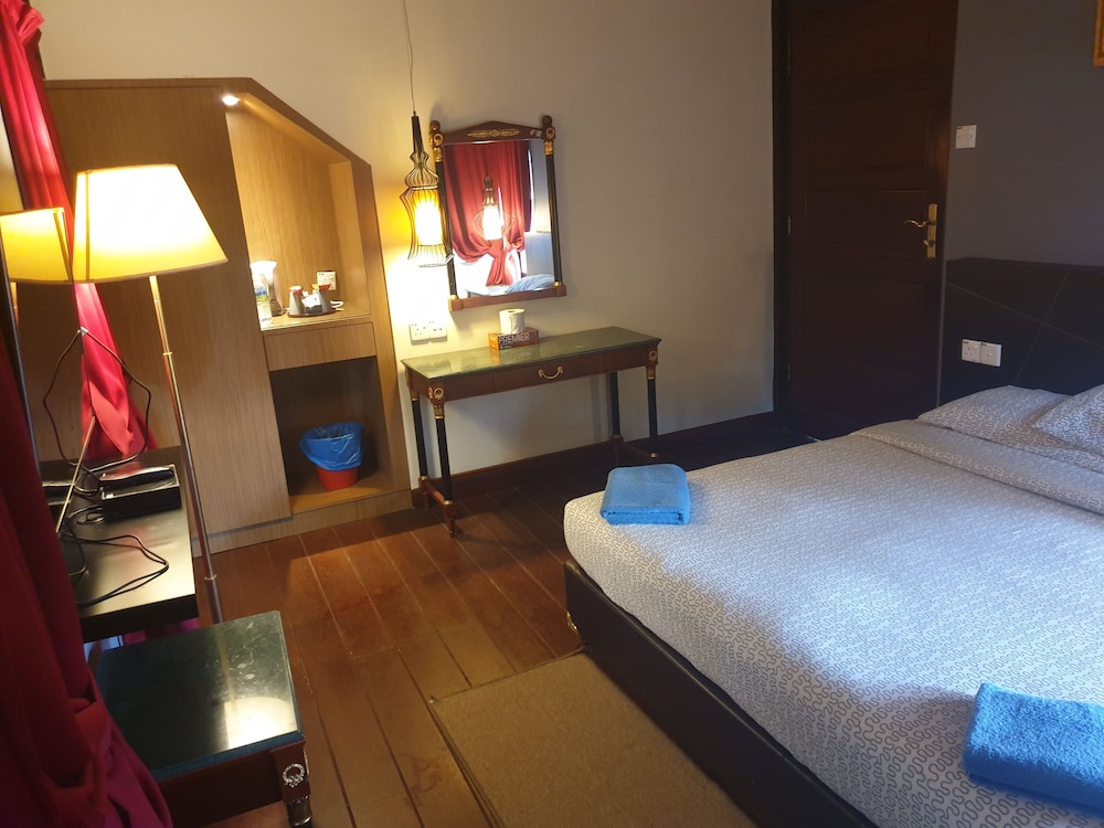 Deluxe Double Room, Hill View photo 3