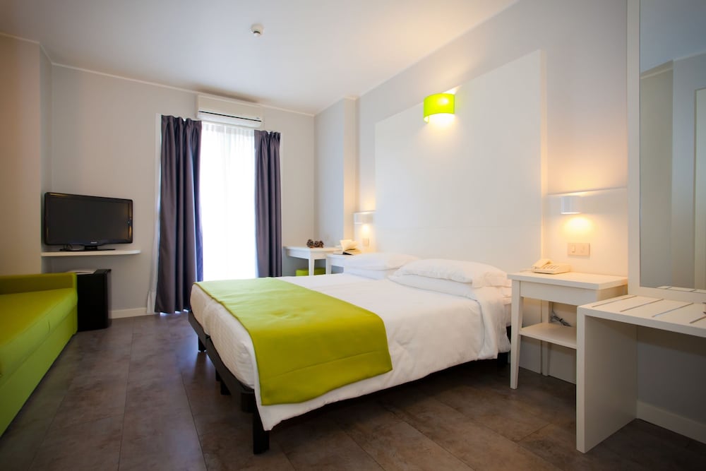 Comfort Double or Twin Room photo 1
