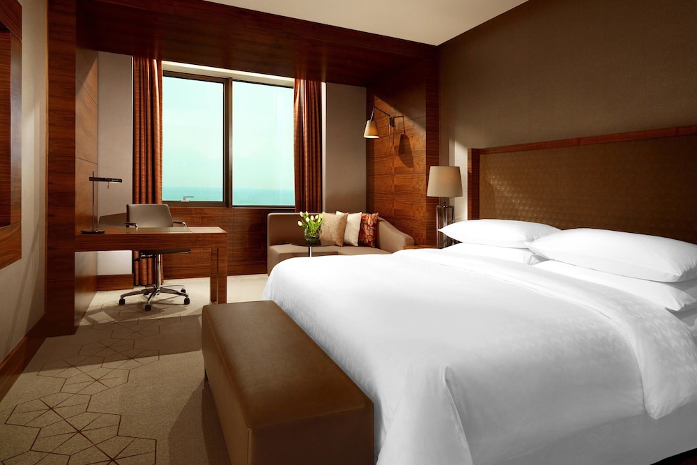Club Room, 1 King Bed