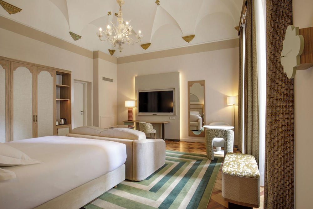 Junior Suite, 1 King Bed