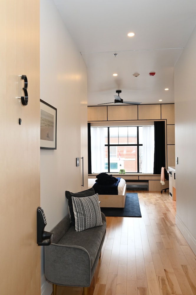 Luxury Room 3