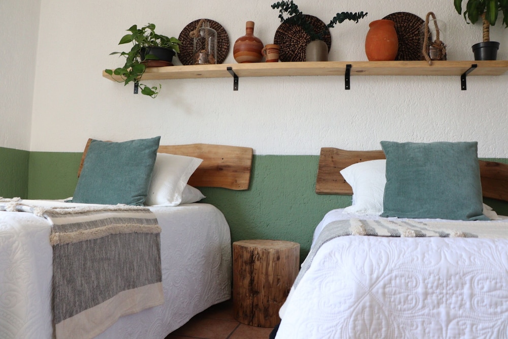 Deluxe Twin Room photo 2