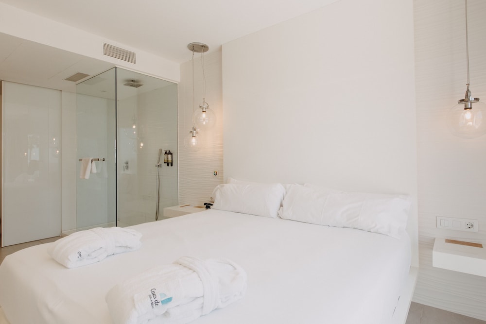 Studio Suite, Terrace, Marina View - Photo 2