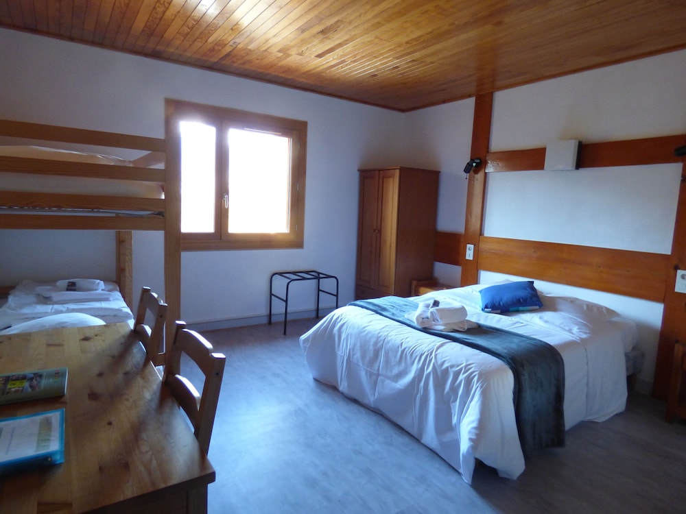 Family Room - Photo 2