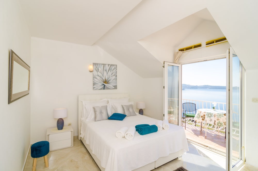 Standard Apartment, 1 Bedroom, Balcony, Sea View photo 1