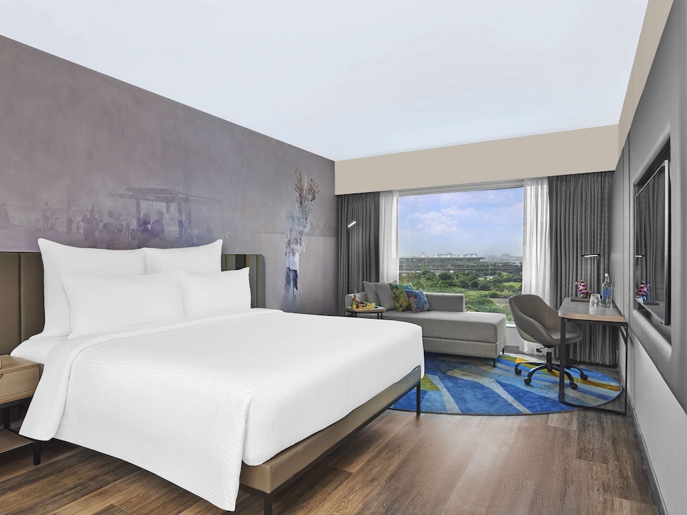 Standard King Bed Room With 20% OFF On F&B And Spa - Photo 2