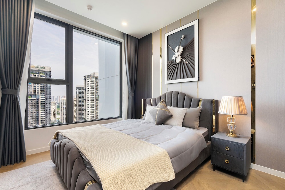 Business Suite, 1 Bedroom, Business Lounge Access, City View