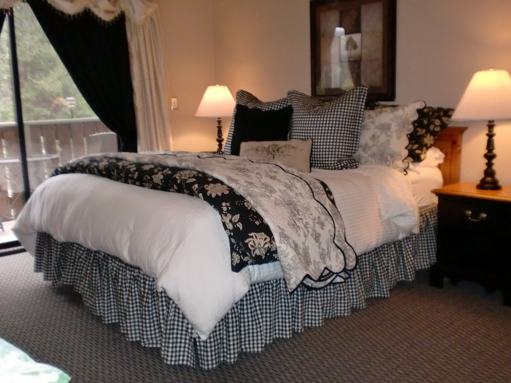 Studio Suite, 1 King Bed, Non Smoking