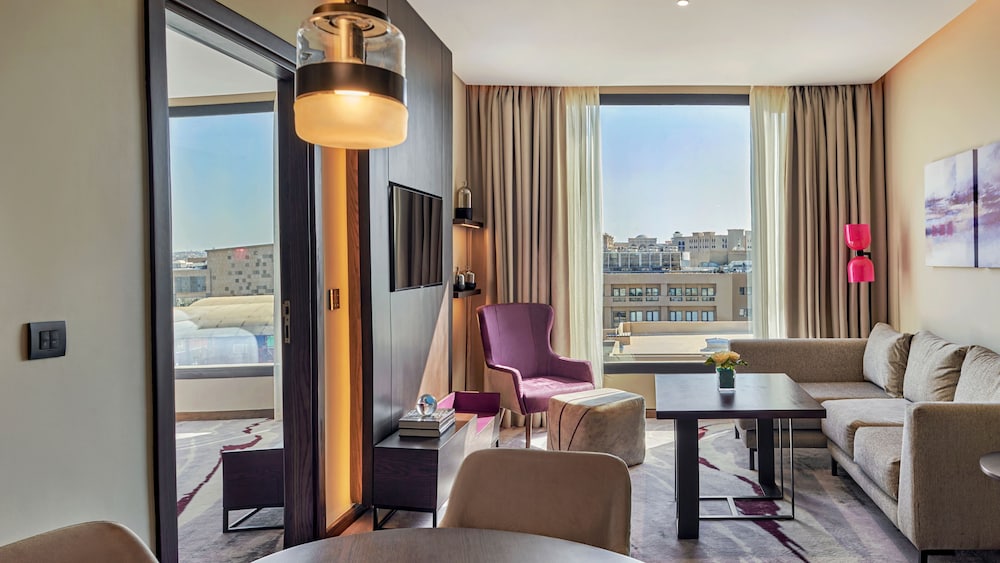 1 Bedroom Suite Arkan Plaza View - Photo 1