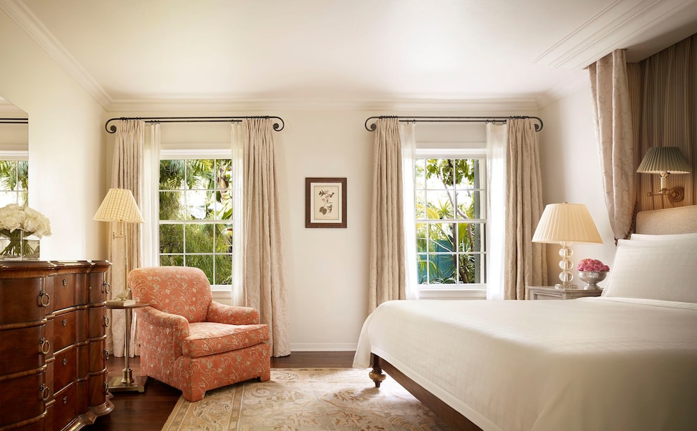 Bungalow, 1 King Bed, Accessible (Room)