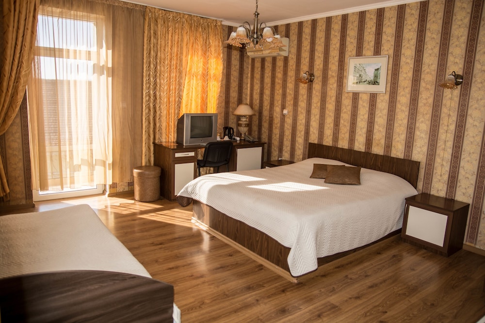 Family Triple Room, Multiple Beds