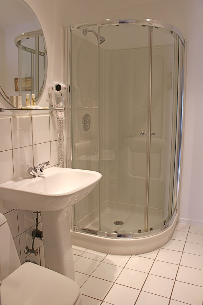 Superior Room - Photo 5