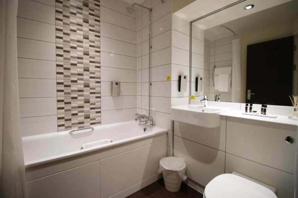 Family Triple Room, Multiple Beds - Photo 7