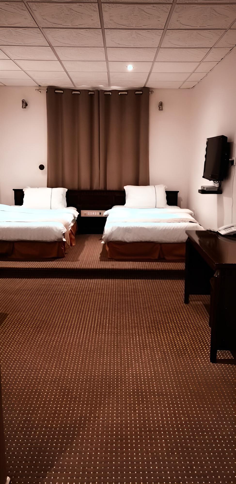 Basic Double Room photo 3