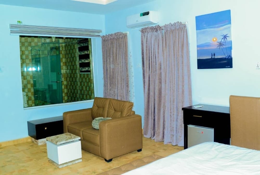 Signature Room photo 3