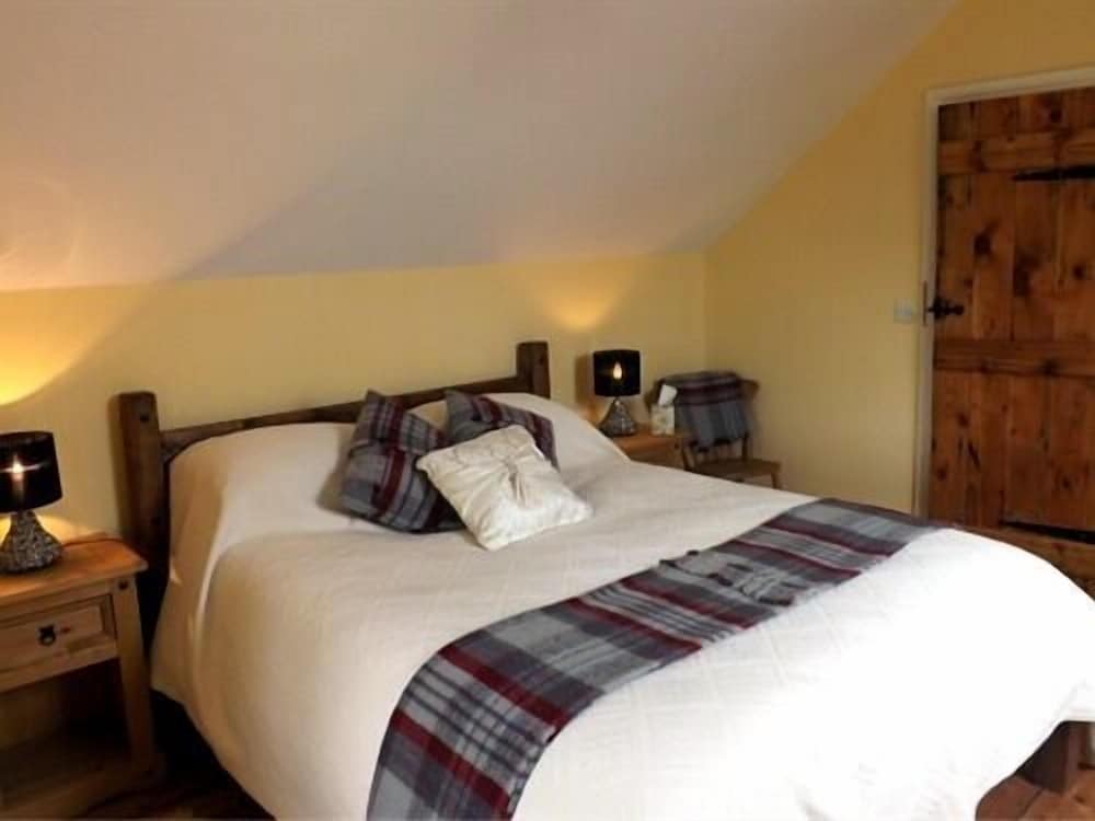 Cottage, Ensuite (The Dairy - Y Llaethdy) photo 2
