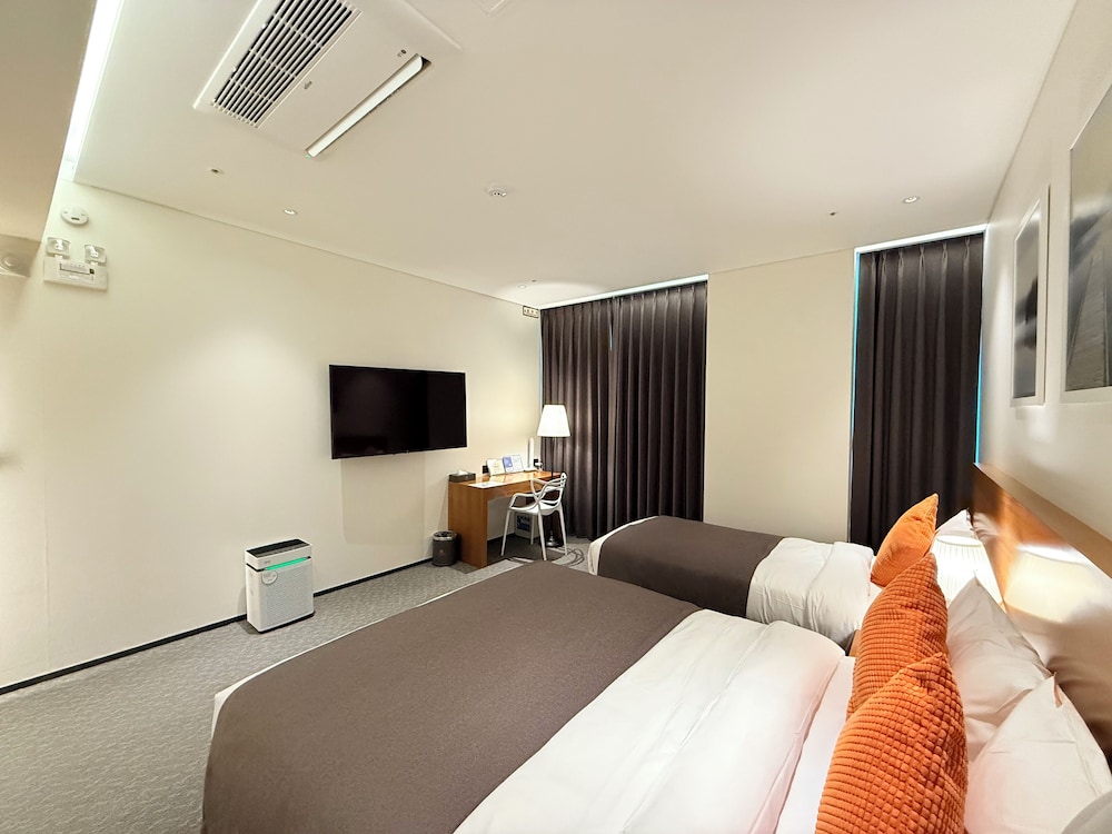 Deluxe Twin Room - Photo 3