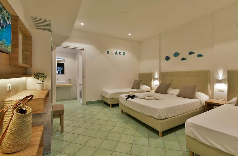 Family Apartment, 1 Bedroom, Garden View