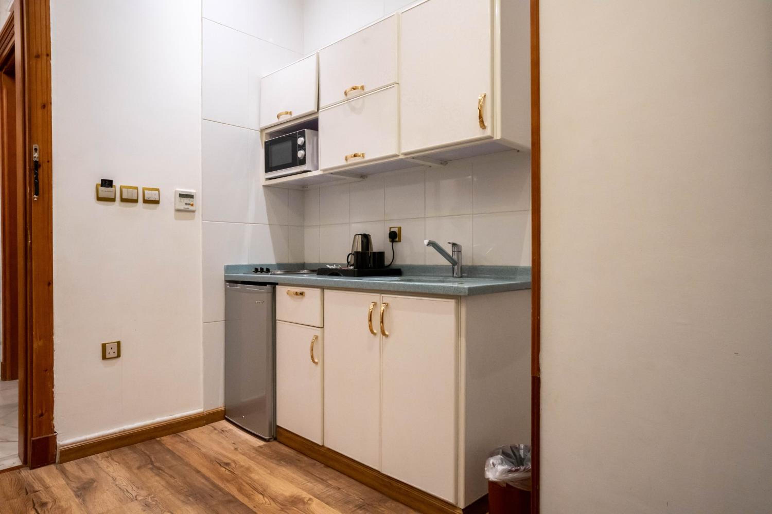 Deluxe Suite photo 2