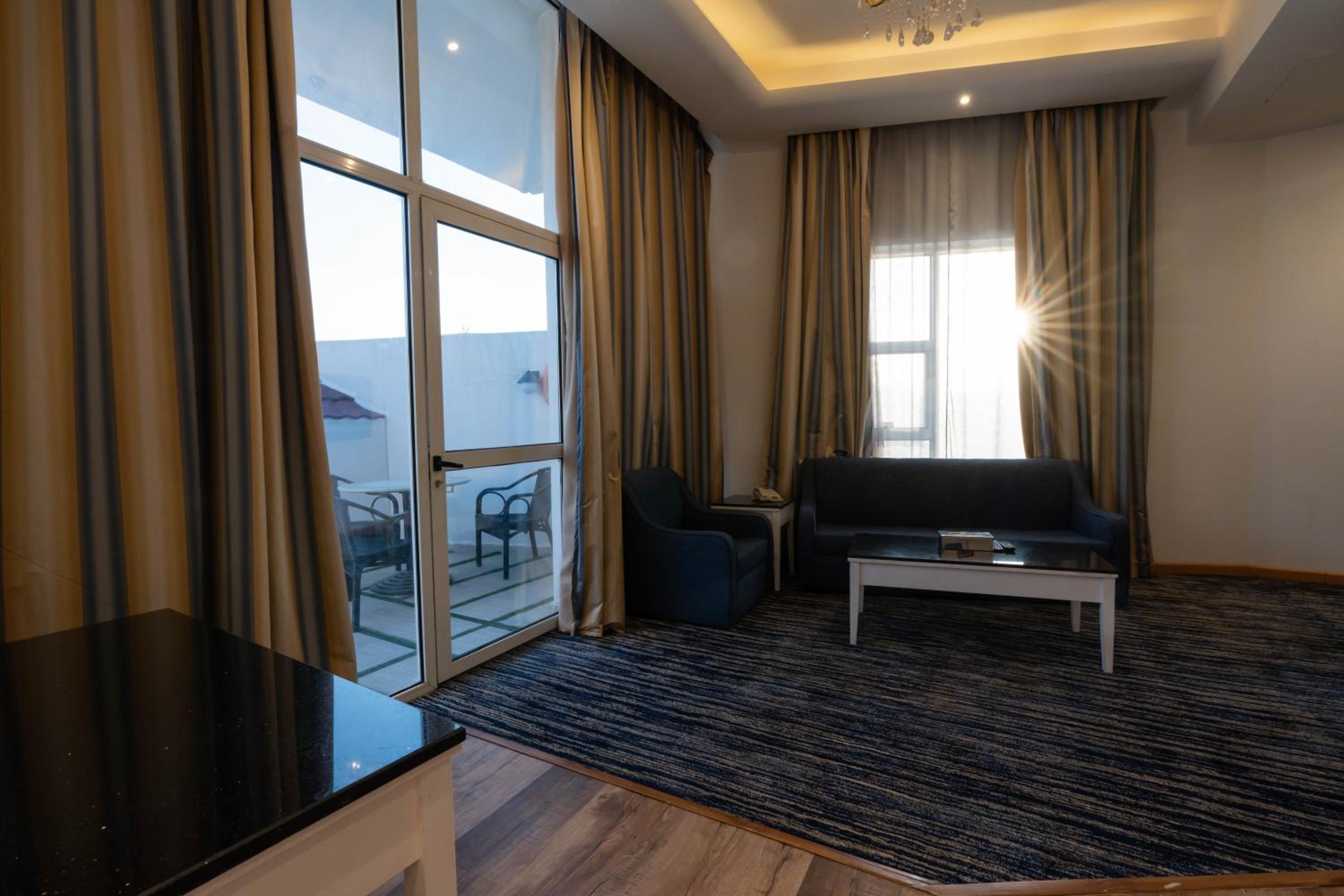 Prince Suite With Private Pool photo 1