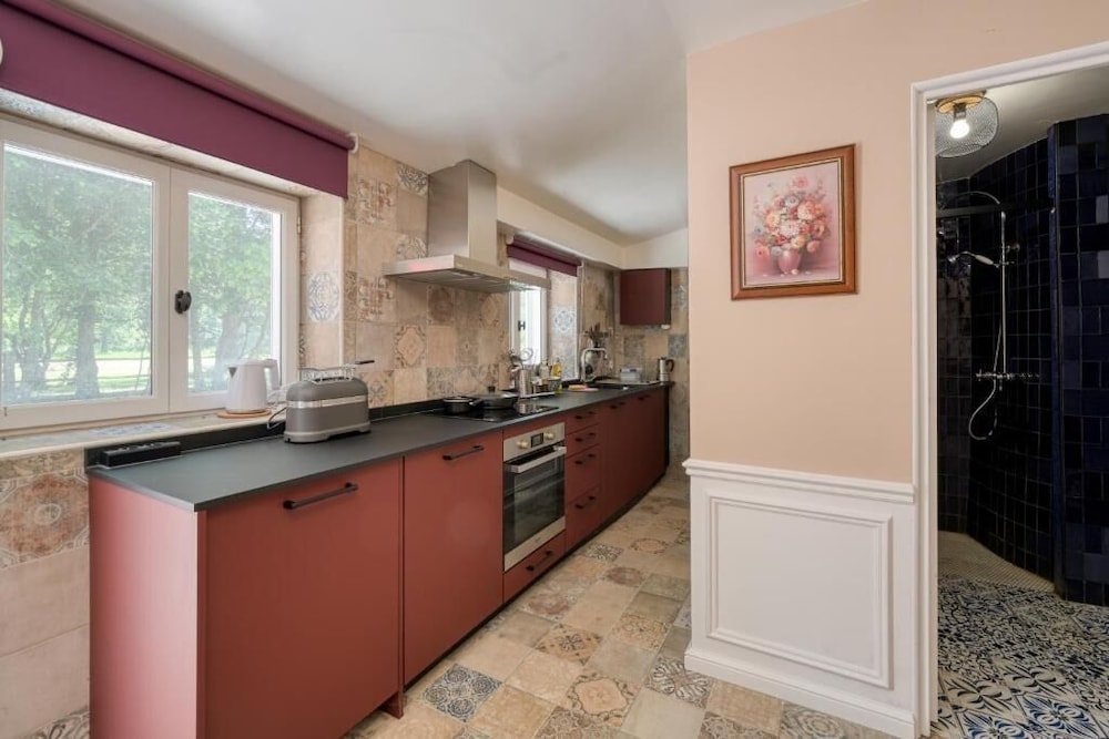 House - Photo 4