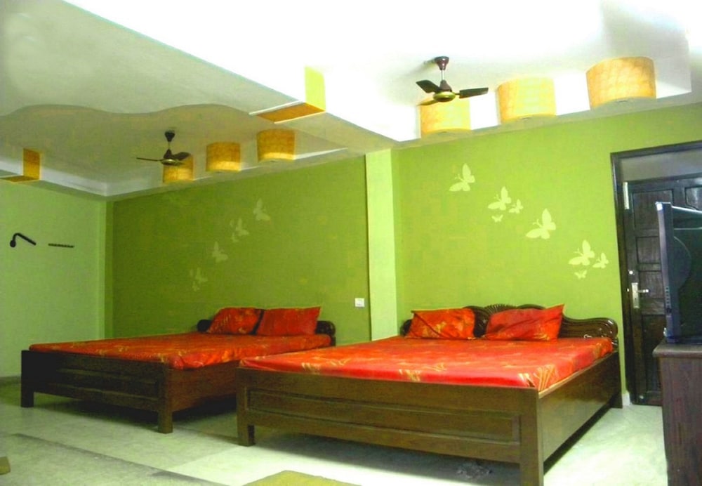 Deluxe Quadruple Room, Balcony - Photo 7