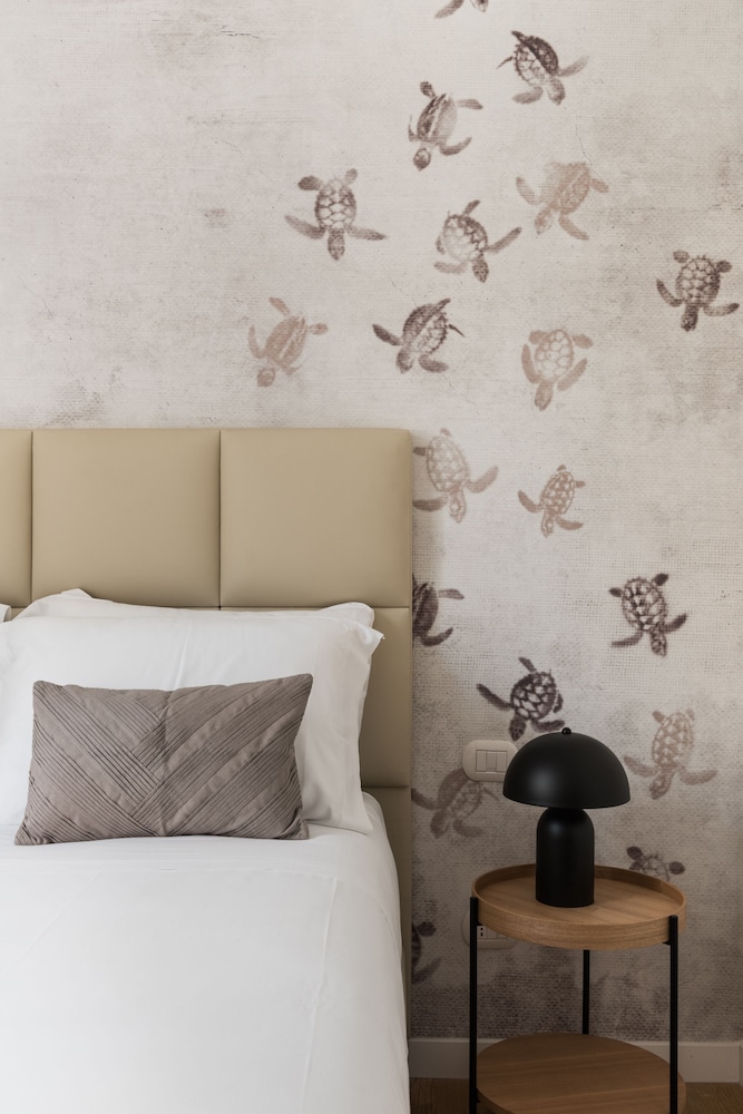 Superior Double or Twin Room thumbnail 5