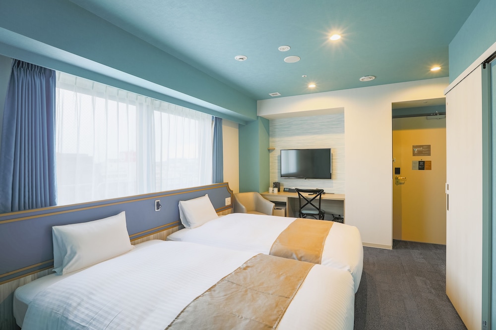 Connecting Double and Deluxe Twin Rooms, Non Smoking