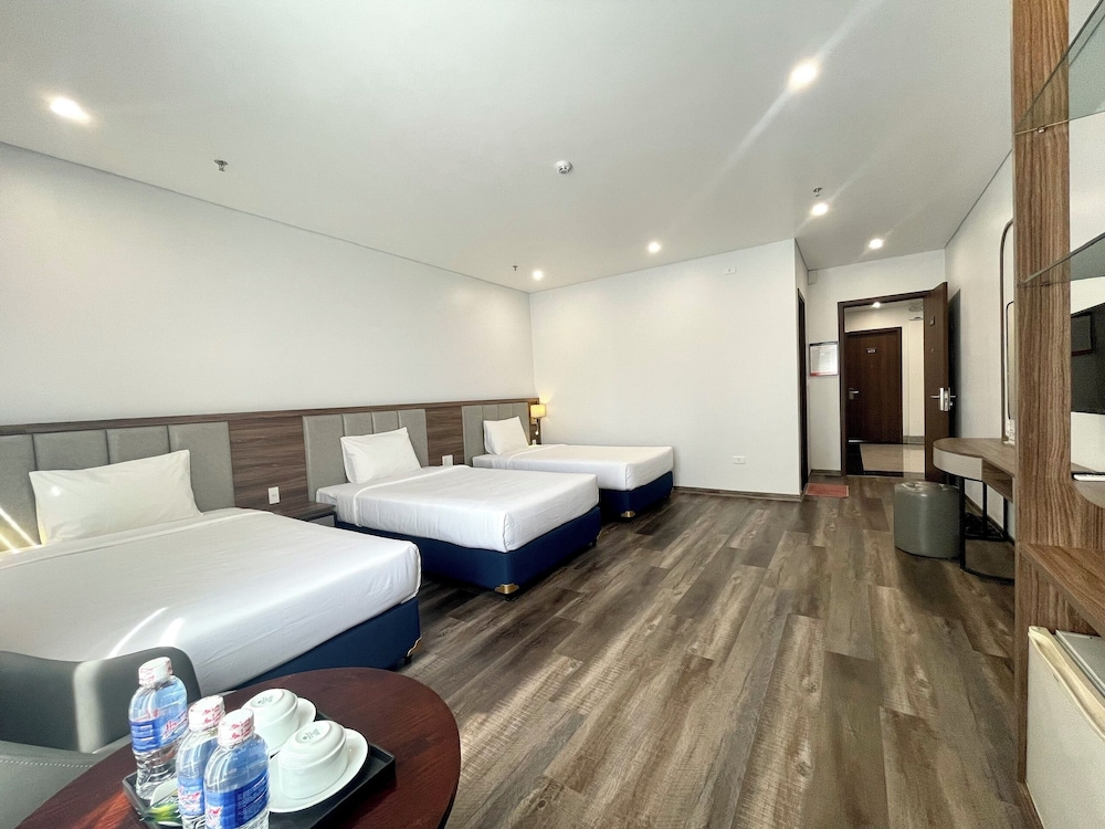 Superior Triple Room photo 3