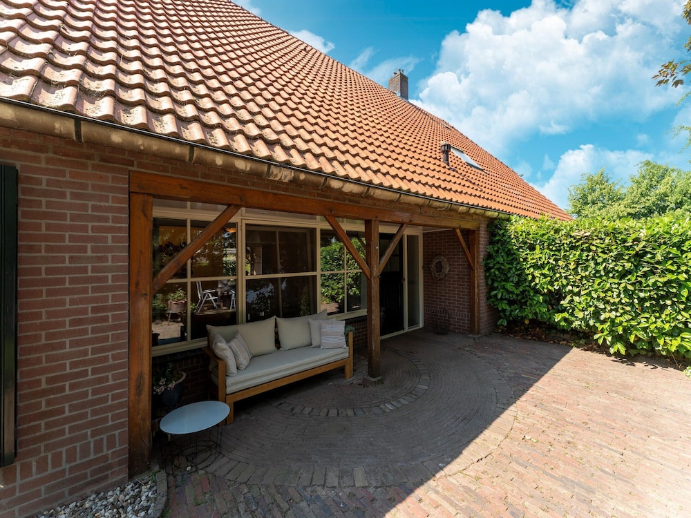 House photo 2