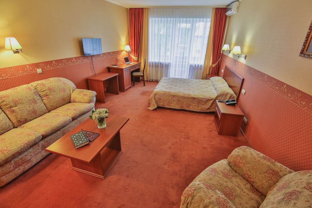 Luxury Suite photo 3