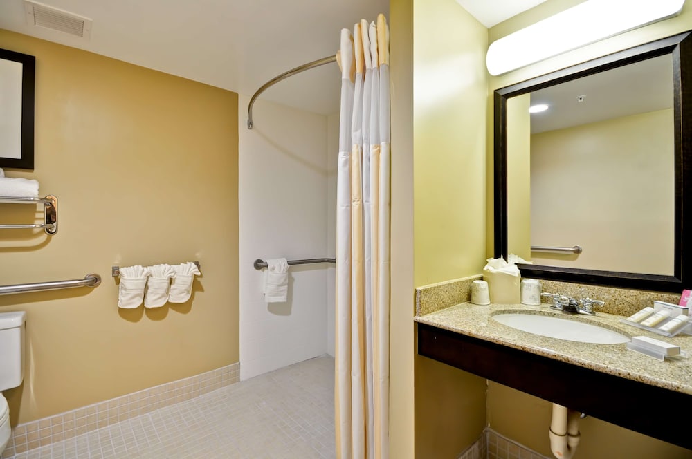 Room - Photo 5