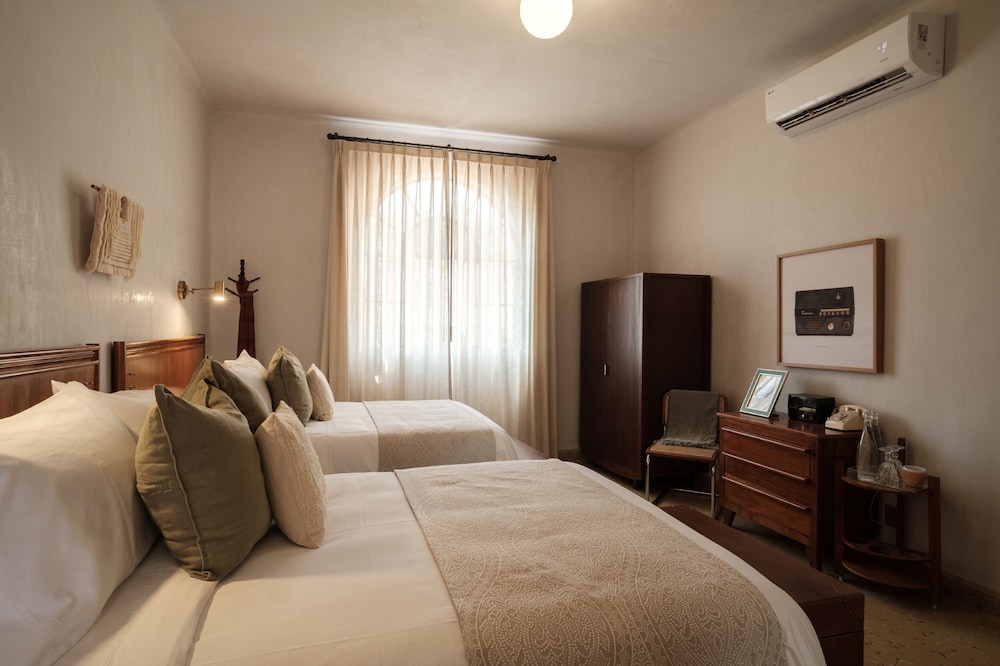 Standard Room, 2 Double Beds, Garden View - Photo 1