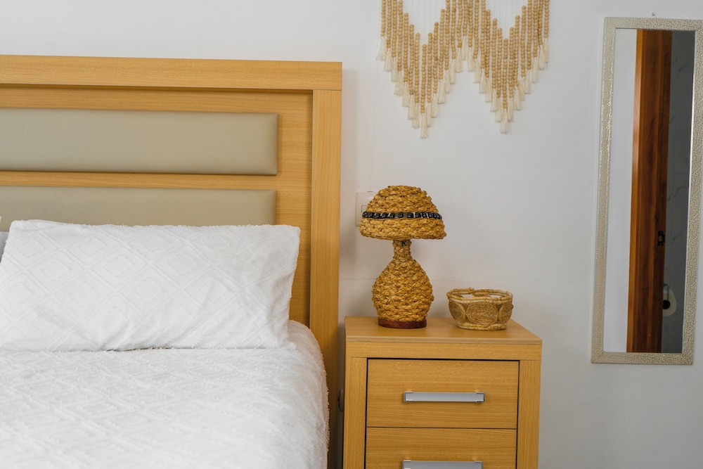 Grand Room, 1 King Bed (King Suite) photo 3