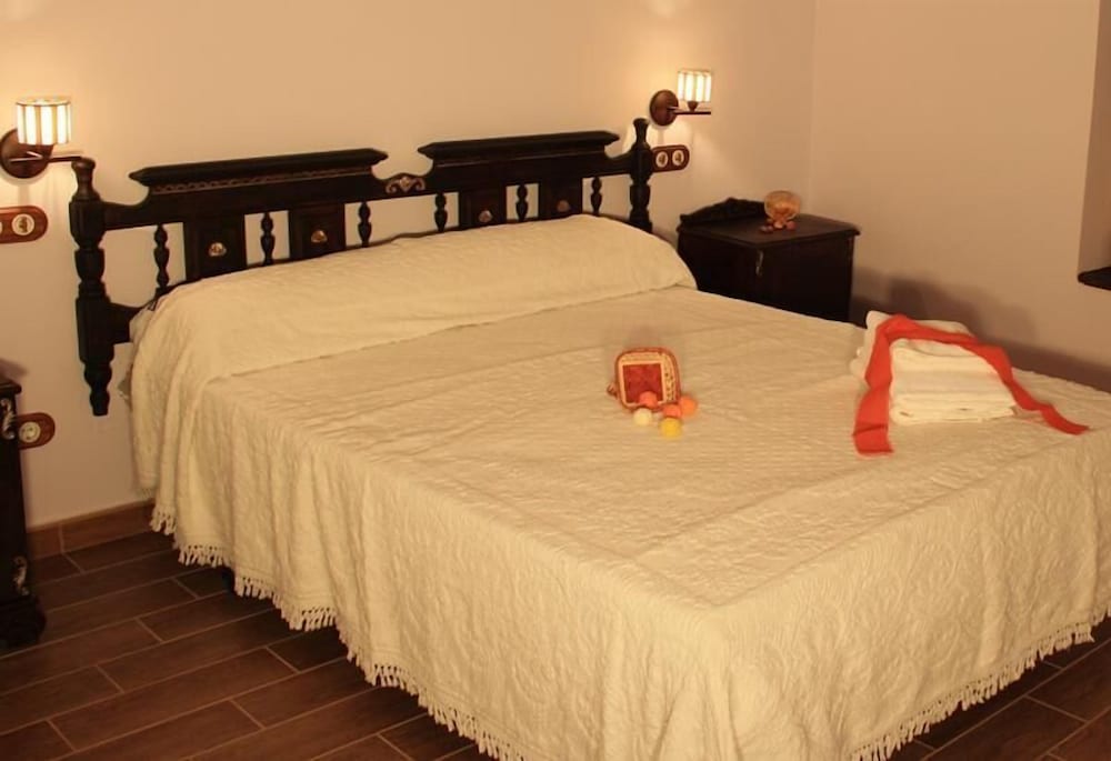 Double Or Twin Room - Garden View