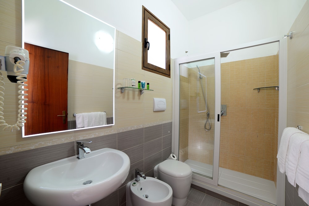 Double Room, Annex Building - Photo 7