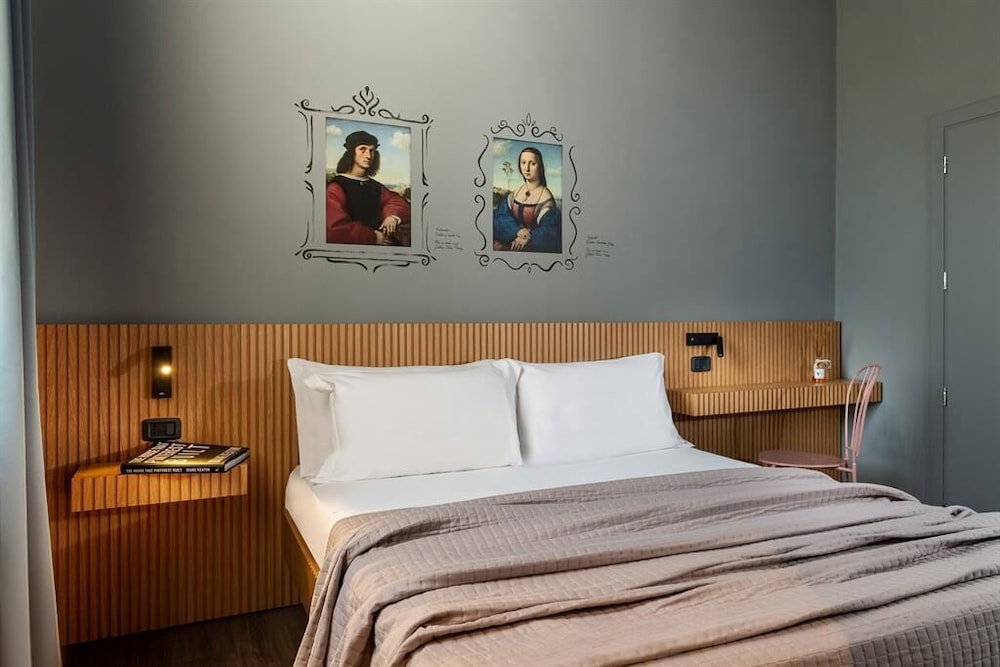 Small Standard Double Room Single Use