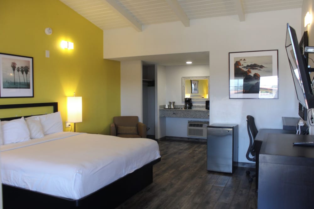 Standard Room photo 3